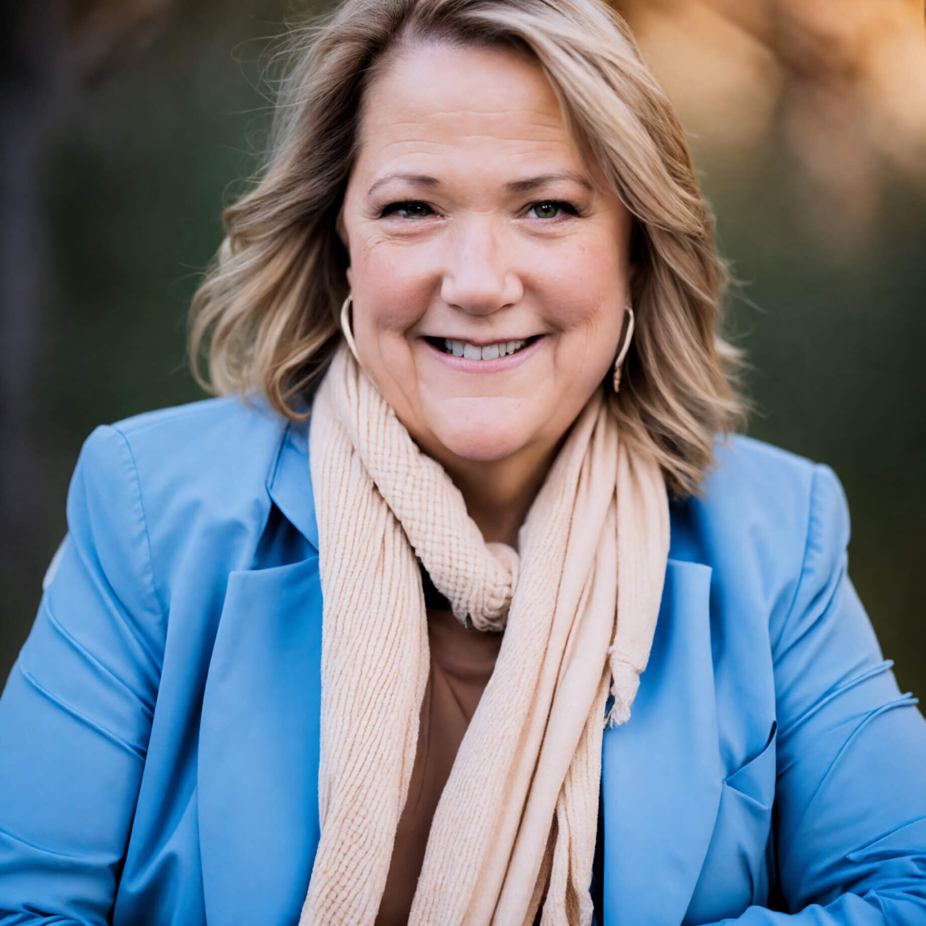 Robin headshot higher res 90quality